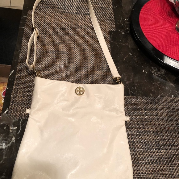 Tory Burch purse. - Picture 2 of 8